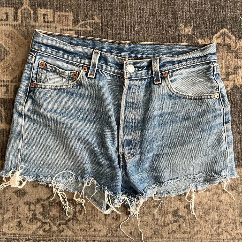 Levi cut offs
